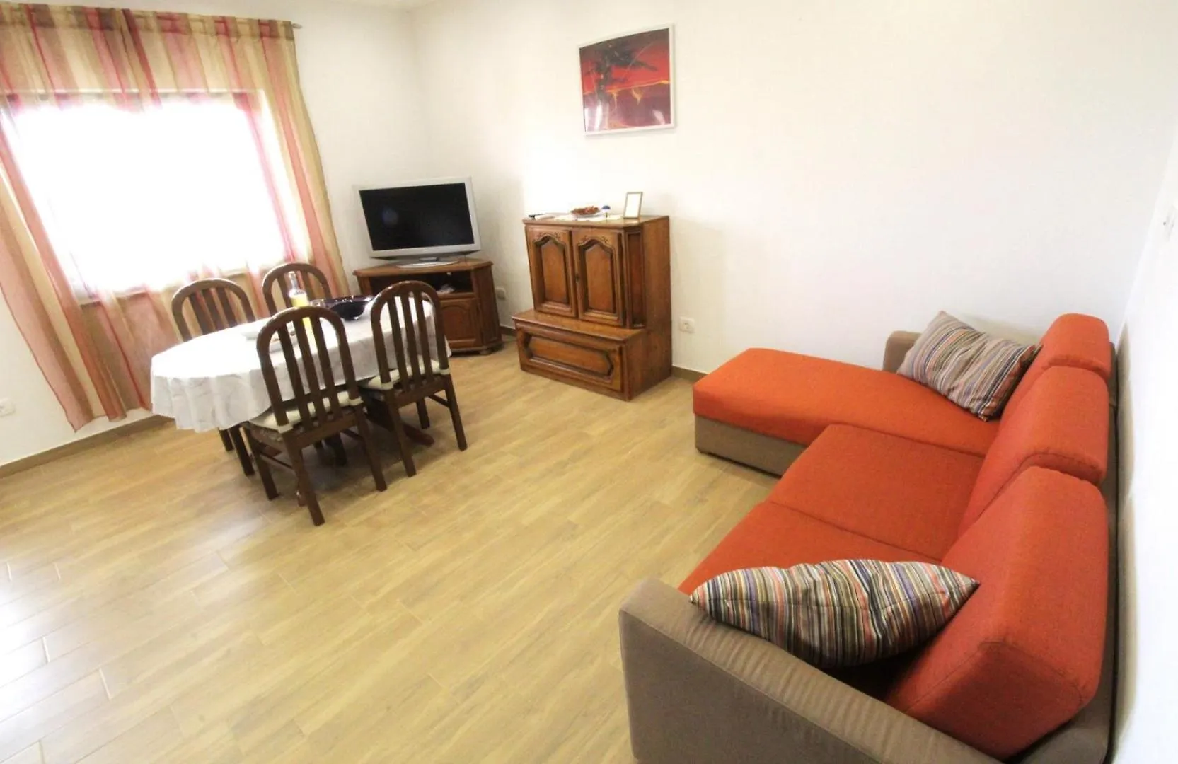 Apartments Tre Pini Seget  Guest house Seget (Umag)