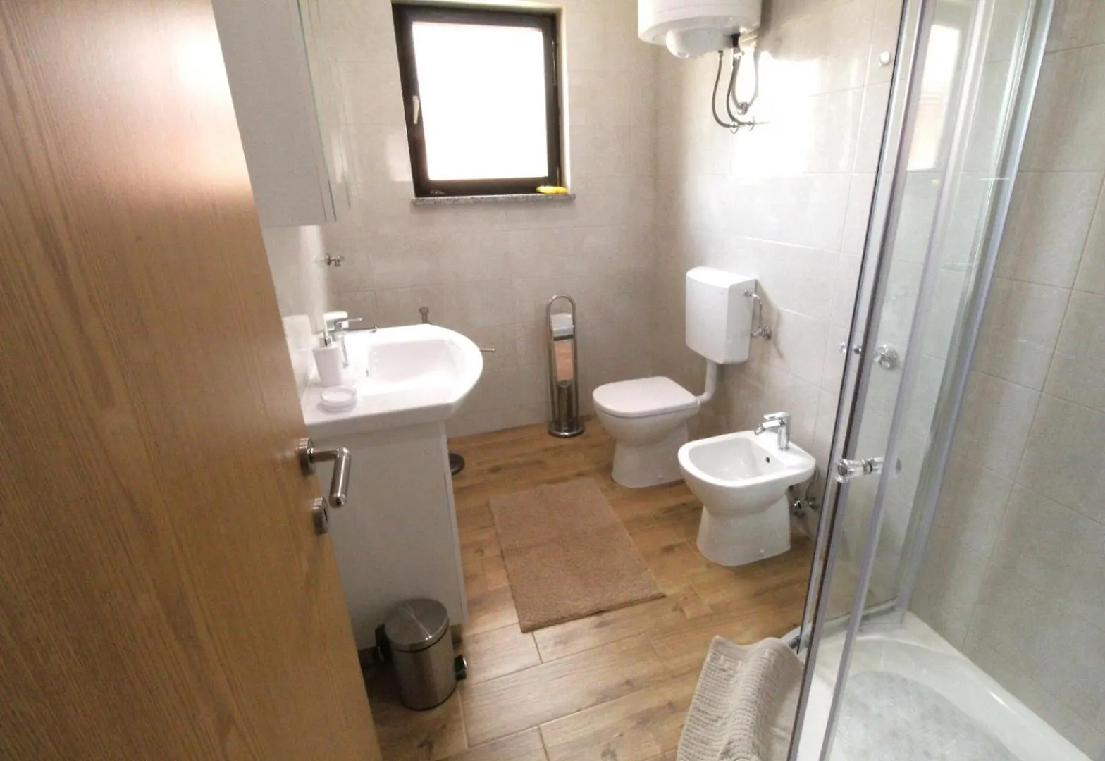 Guest house Apartments Tre Pini Seget