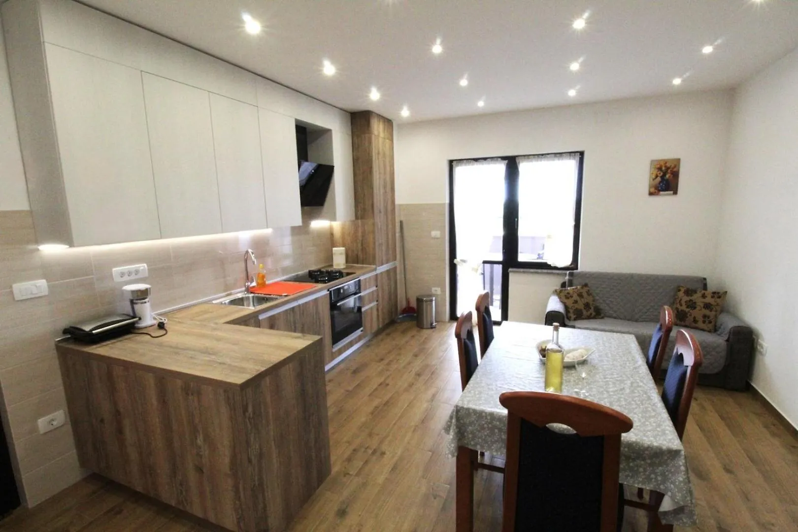 Apartments Tre Pini Seget  0*, Seget (Umag) Croatia